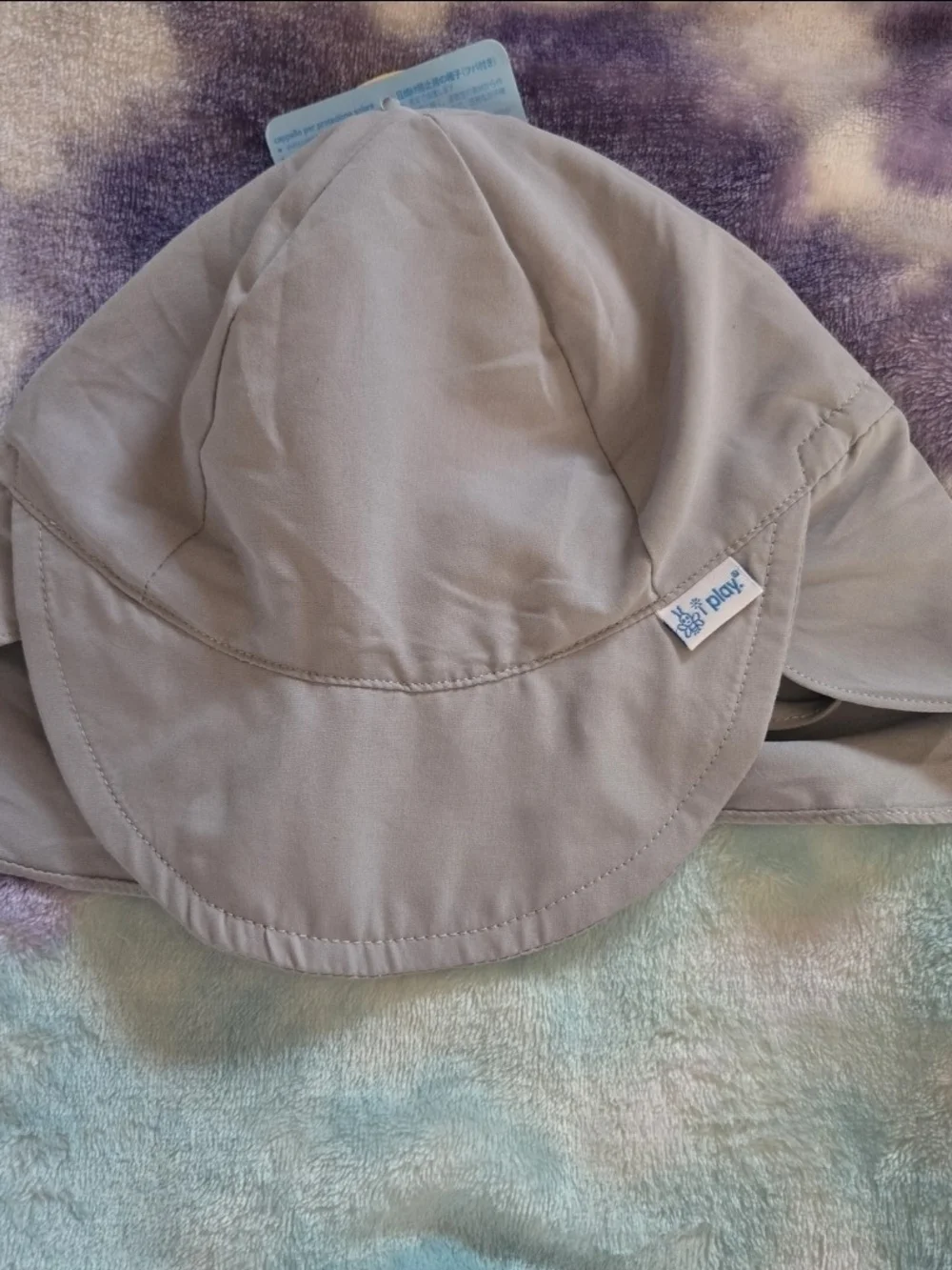 i play Grey 50+ UPF Sun Protection Kids Hat with Neck Flap - Size 9-18mos